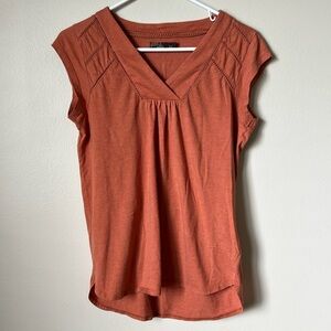 Prana tee